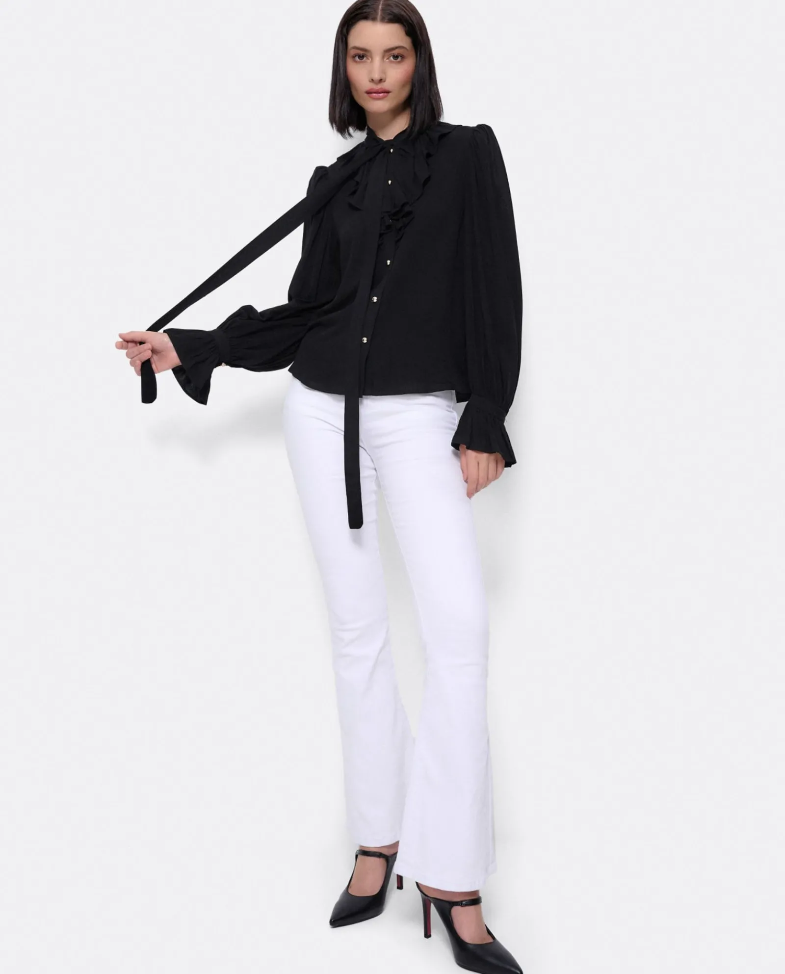 Camisas Y Tops*Cuplé Blusa Lazo Cuello Punto Negro