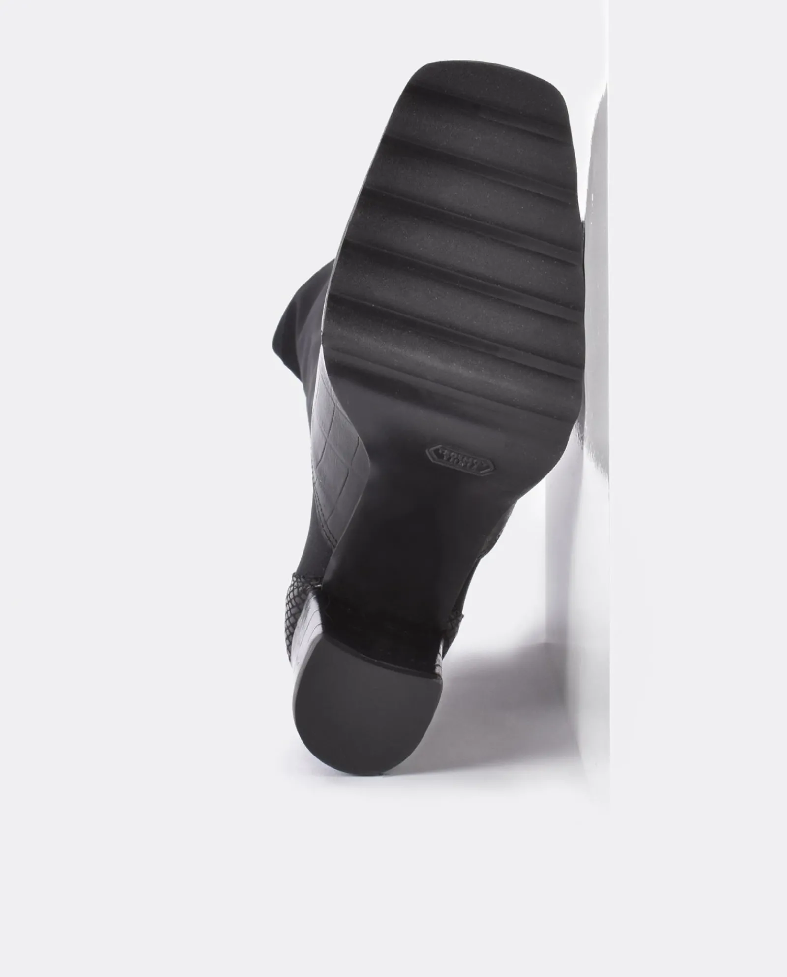 Botas Y Botines*Cuplé Bota Alta Pala Y Talon Licra/Coco Negro