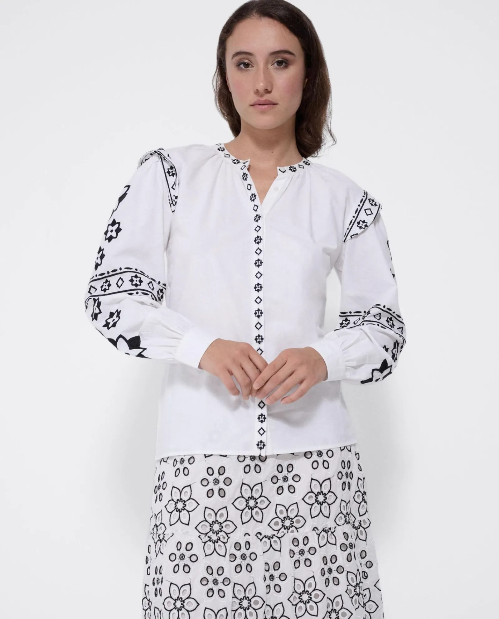 Camisas Y Tops*Cuplé Camisa Mangas Bordadas Algodon Blanco