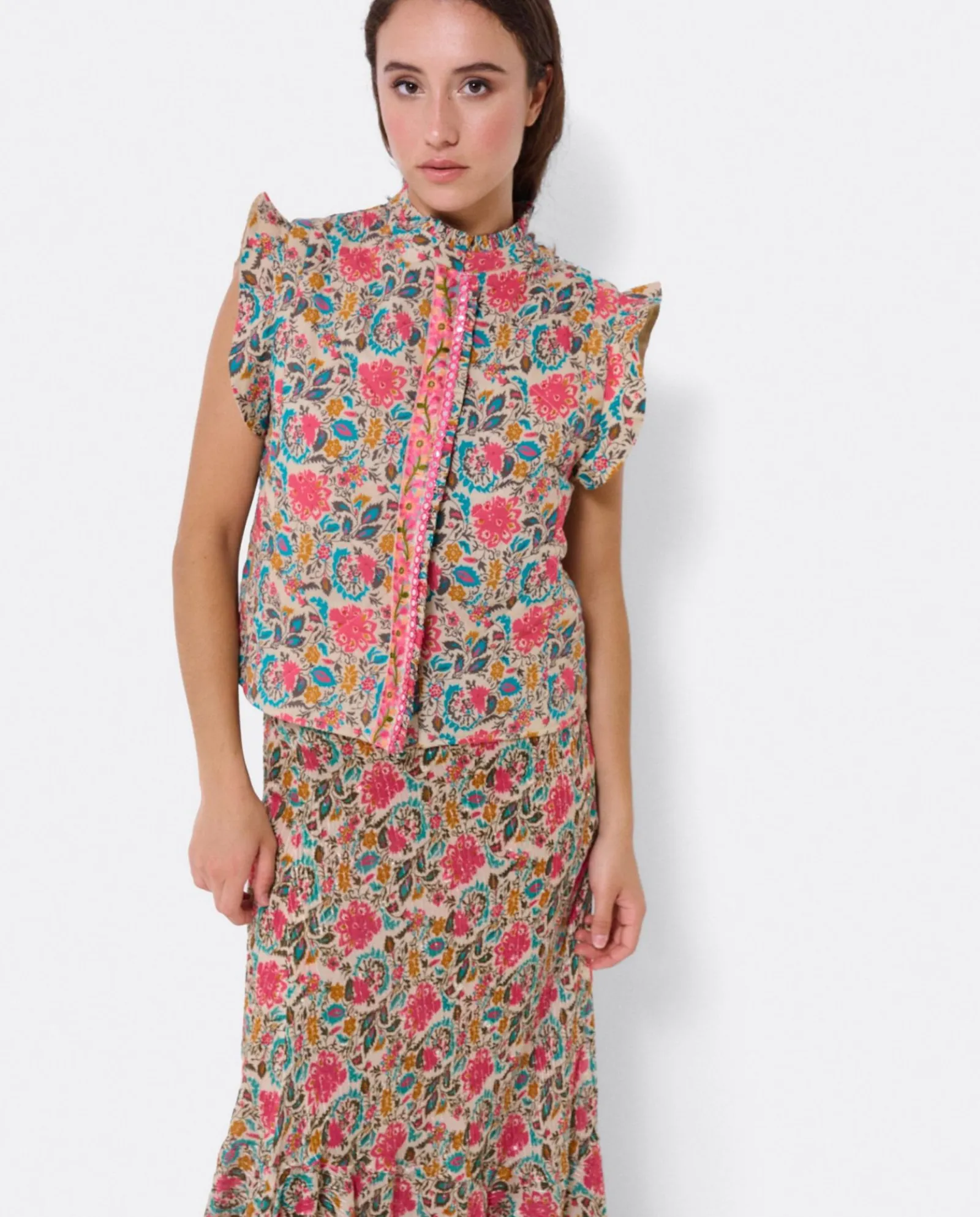 Chaquetas Y Abrigos*Cuplé Chaleco Volantes Algodon Flores Beig