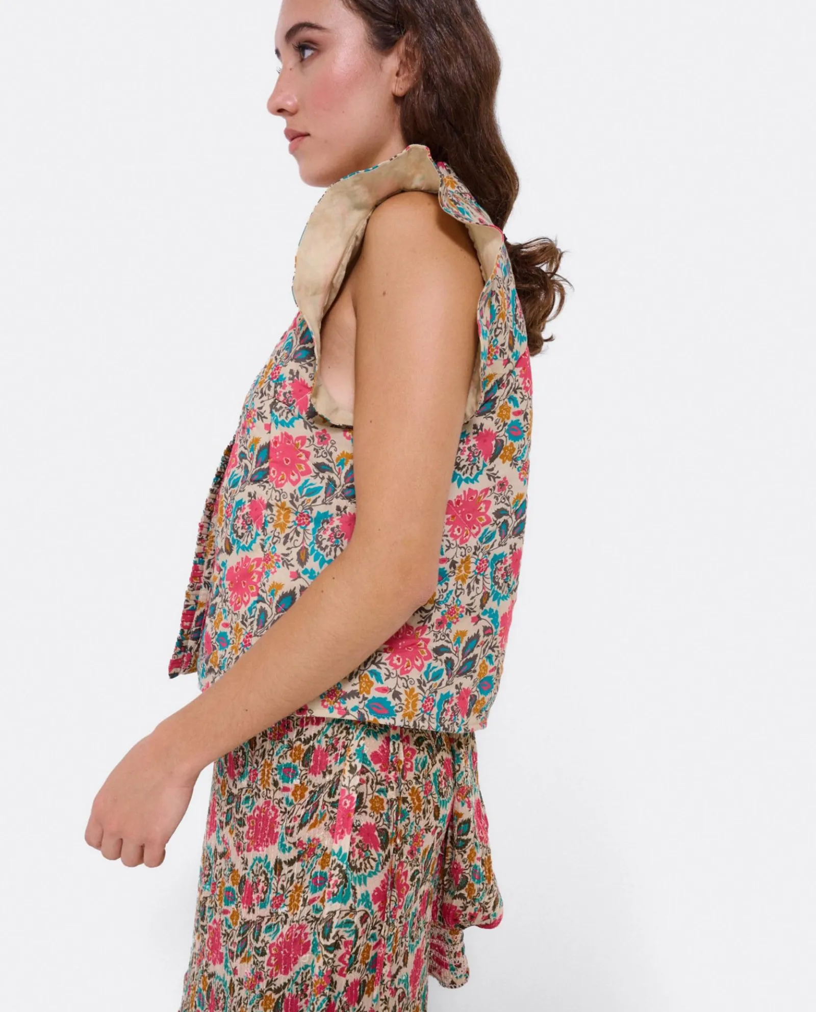 Chaquetas Y Abrigos*Cuplé Chaleco Volantes Algodon Flores Beig
