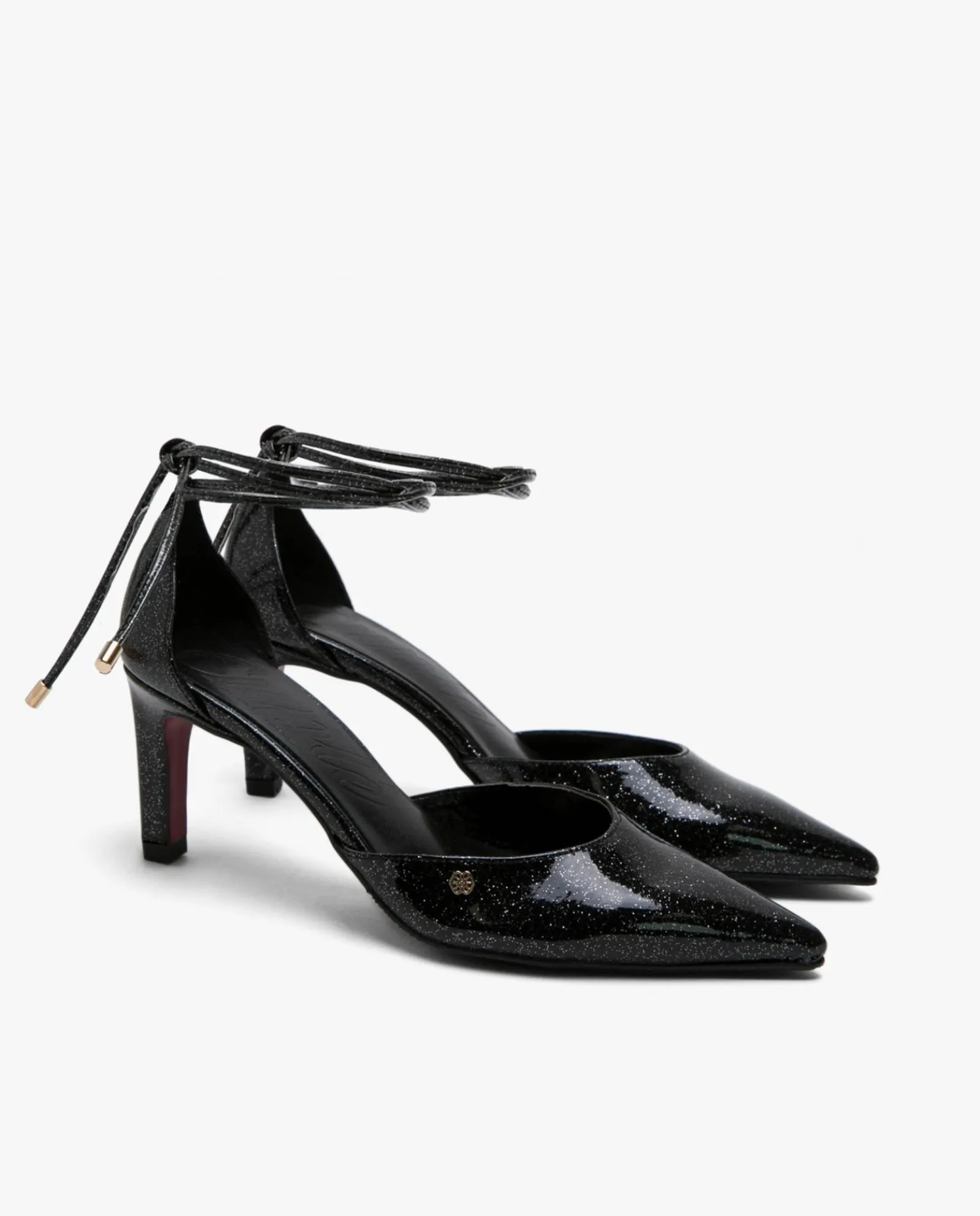Salones & Stilletos*Cuplé Pala Talon Medio Charol Negro
