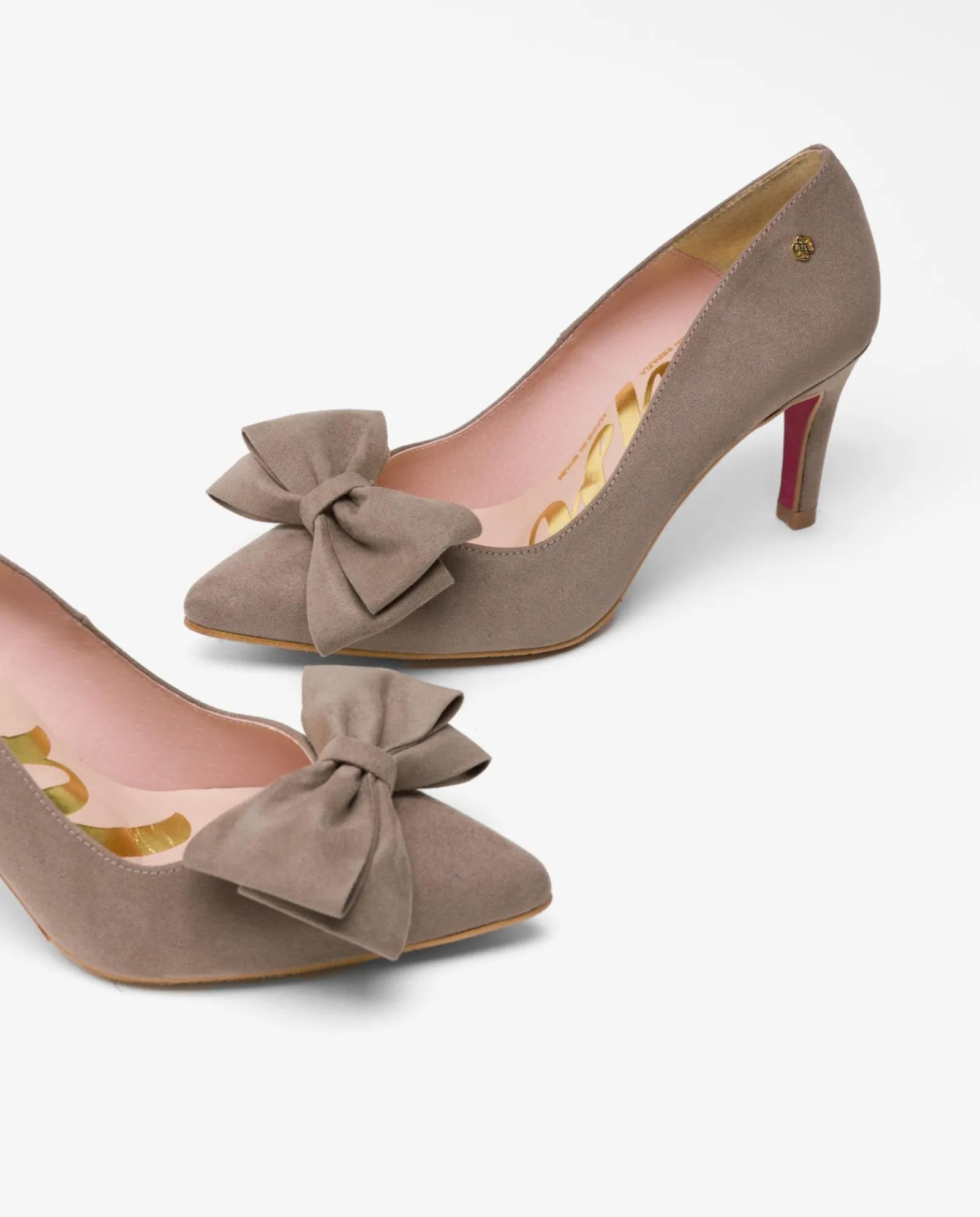 Salones & Stilletos*Cuplé Salon Lazo Ultrasuede Vison