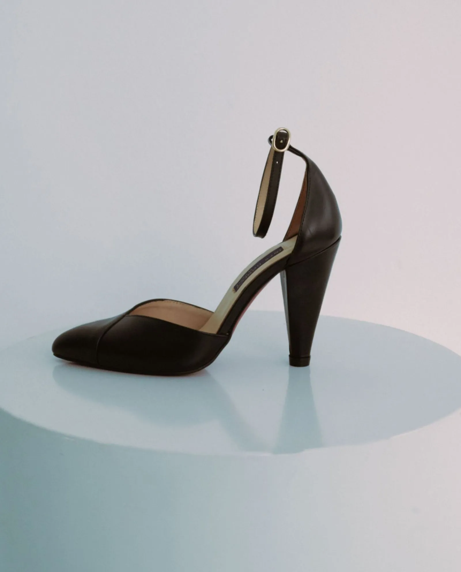 Special Prices*Cuplé Sandalia Madrid Piel Negro
