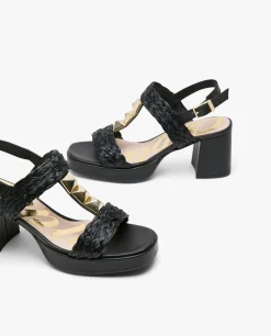 Sandalias*Cuplé Sandalia Piramides Rafia Negro
