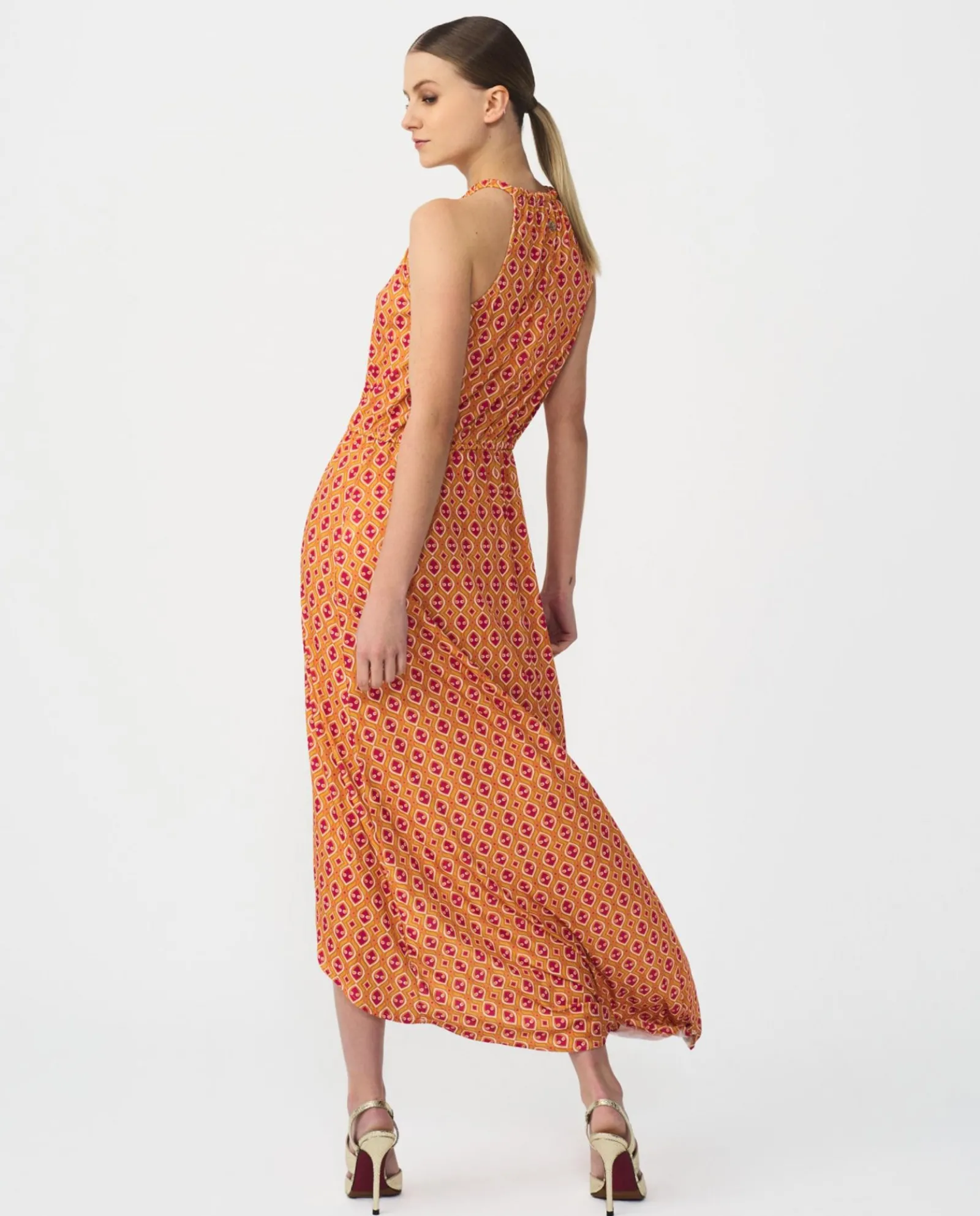 Vestidos*Cuplé Vestido Asimetrico Cola Punto Geometrico Naranja